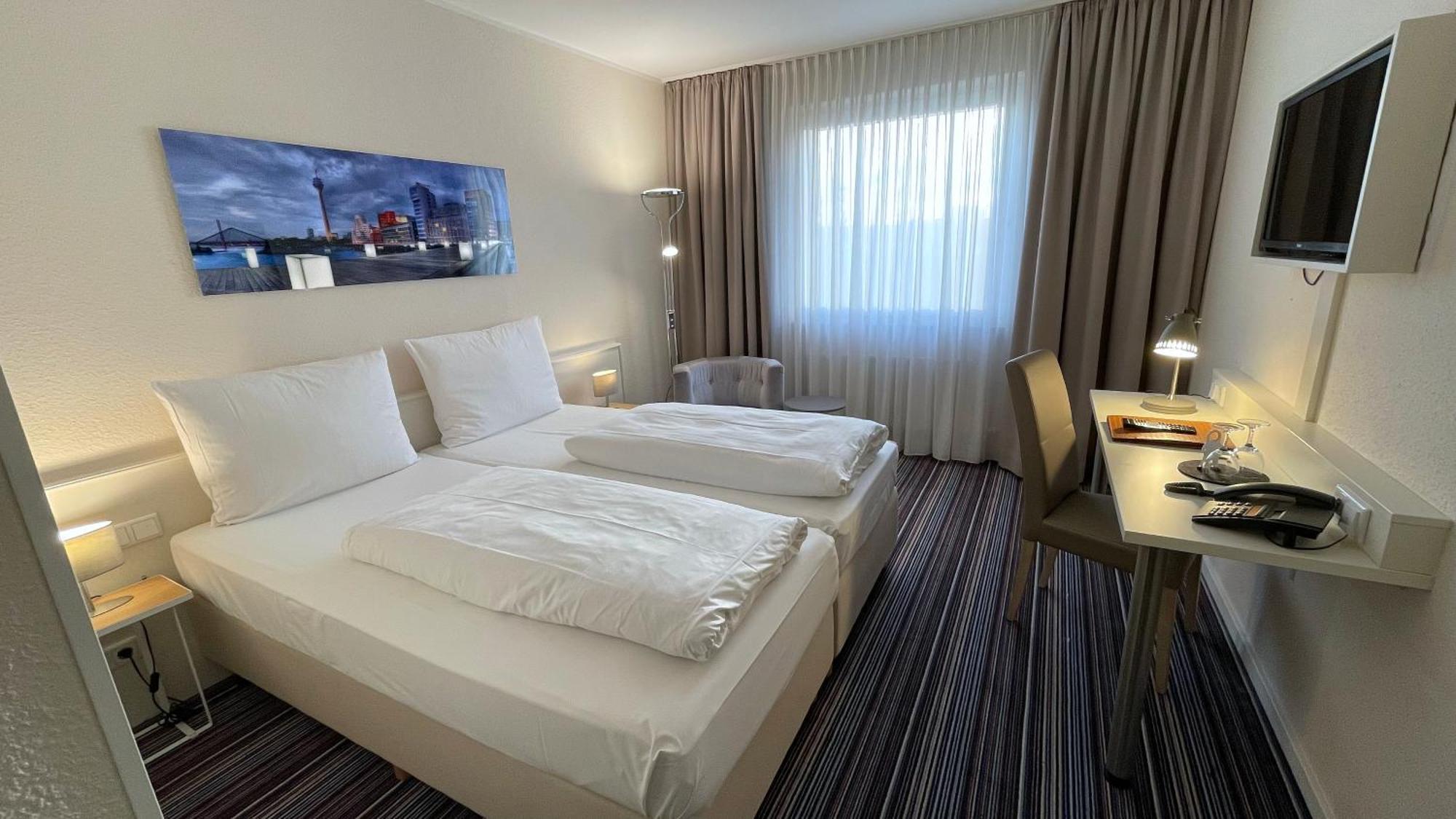 Hotel Astra Düsseldorf Exteriör bild