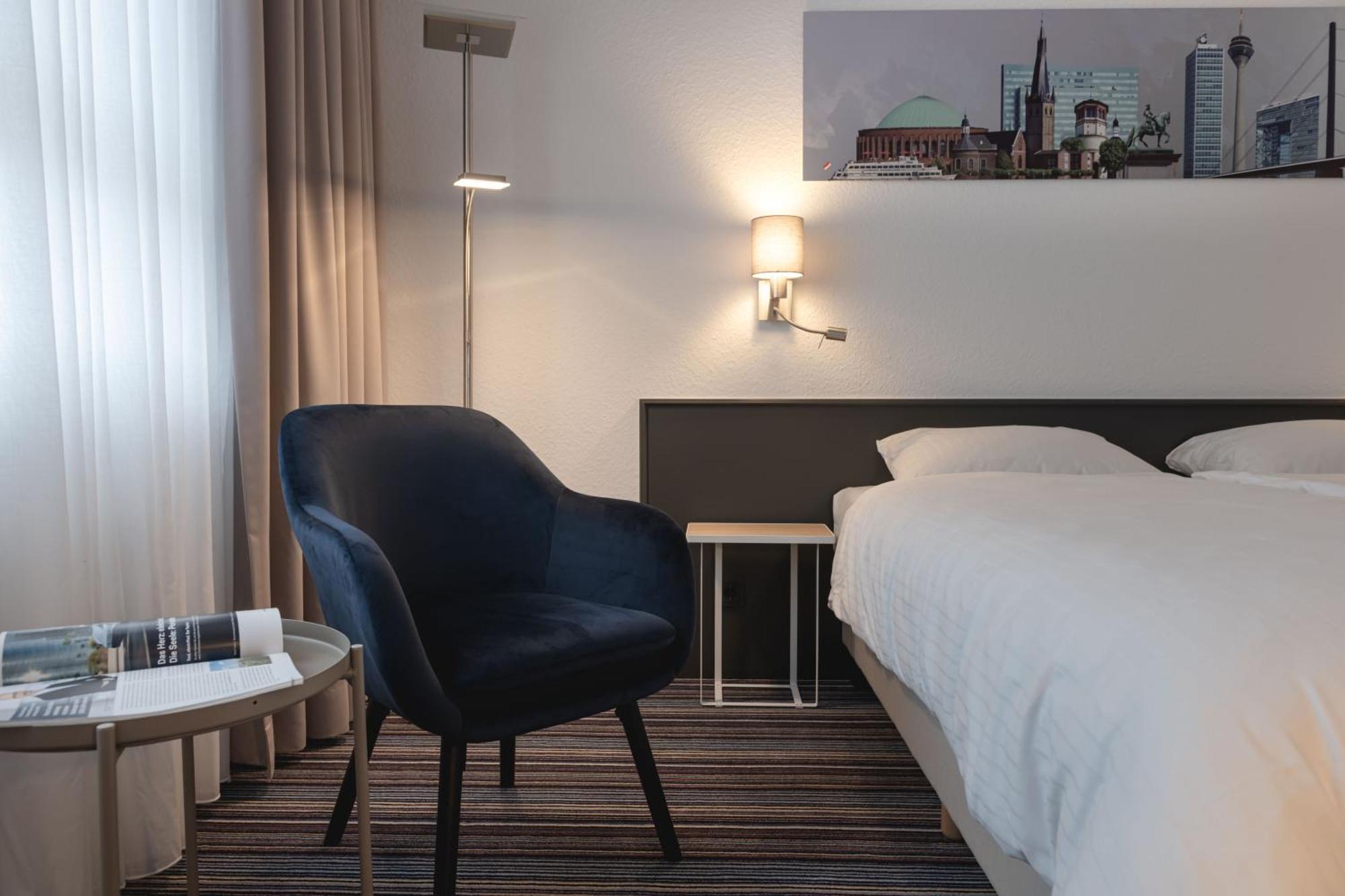 Hotel Astra Düsseldorf Exteriör bild