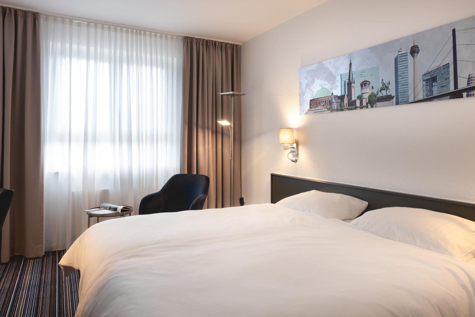Hotel Astra Düsseldorf Exteriör bild